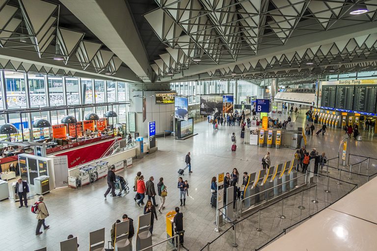 Duitse luchthavens gaan mogelijk een chaotische zomer tegemoet door stakingen