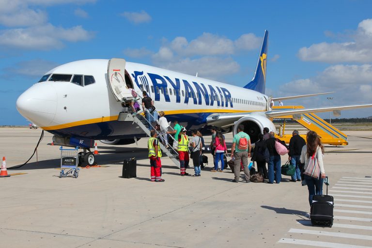 Ryanair moet miljoenen terugbetalen aan reisbureau
