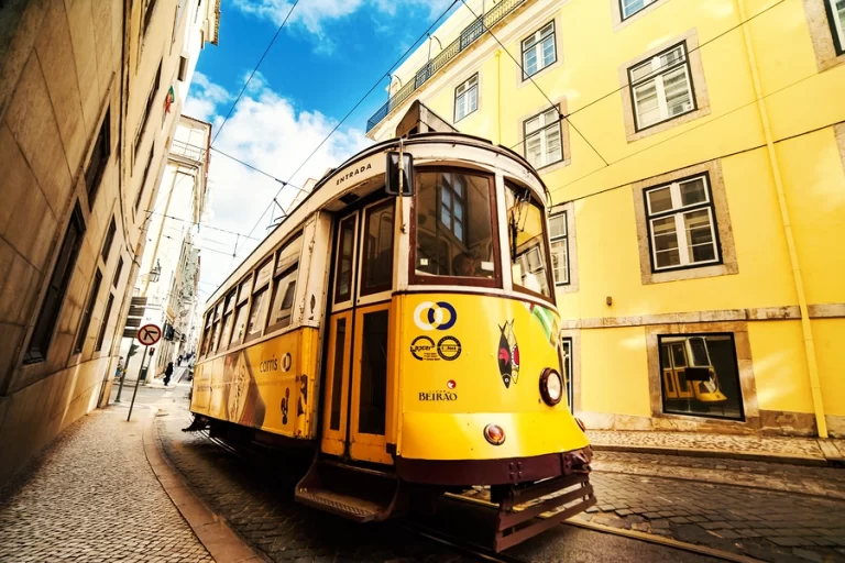 Lissabon gaat 2 euro toeristenbelasting heffen per cruisepassagier